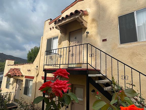 4th image of 4 1836 1/2 Chickasaw Ave