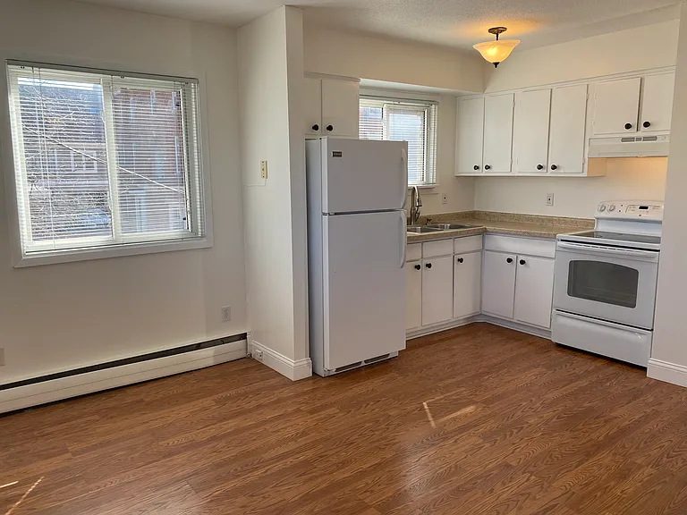 322 Clifton Ave #308 — Photo 4