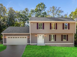 36 Vinegar Hill Rd, Gales Ferry, CT 06335