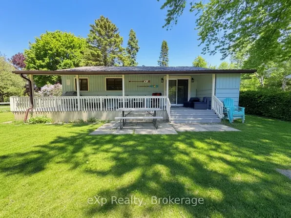 240 Bay St, Saugeen Shores, ON N0H 2L0