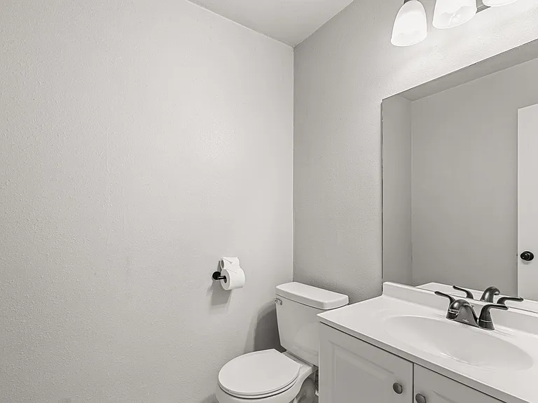 7505 Saint Amant Pl #A — Photo 35