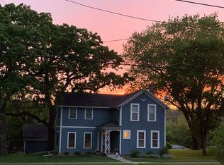127 N Wisconsin St, Carpentersville, IL 60110