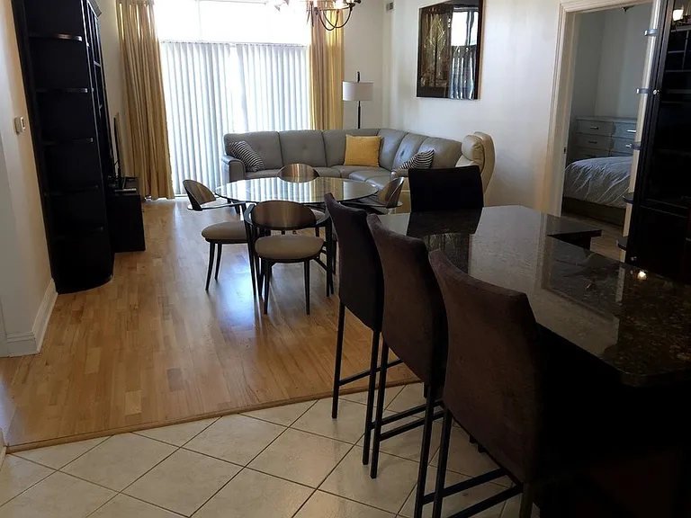 4330 N Neva Ave #305 — Photo 3