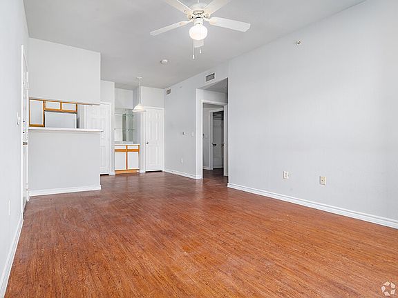 5th image of 9032 Dugas Rd #3AUCPRK