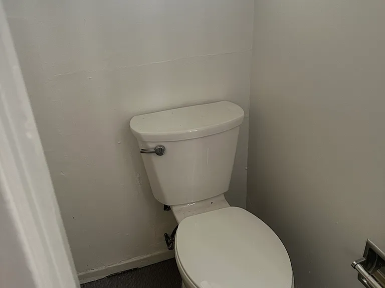 3918 Velma Ave #6 — Photo 5