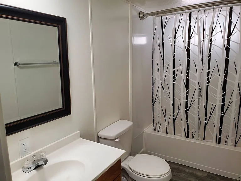 457 Malibu Dr — Photo 10