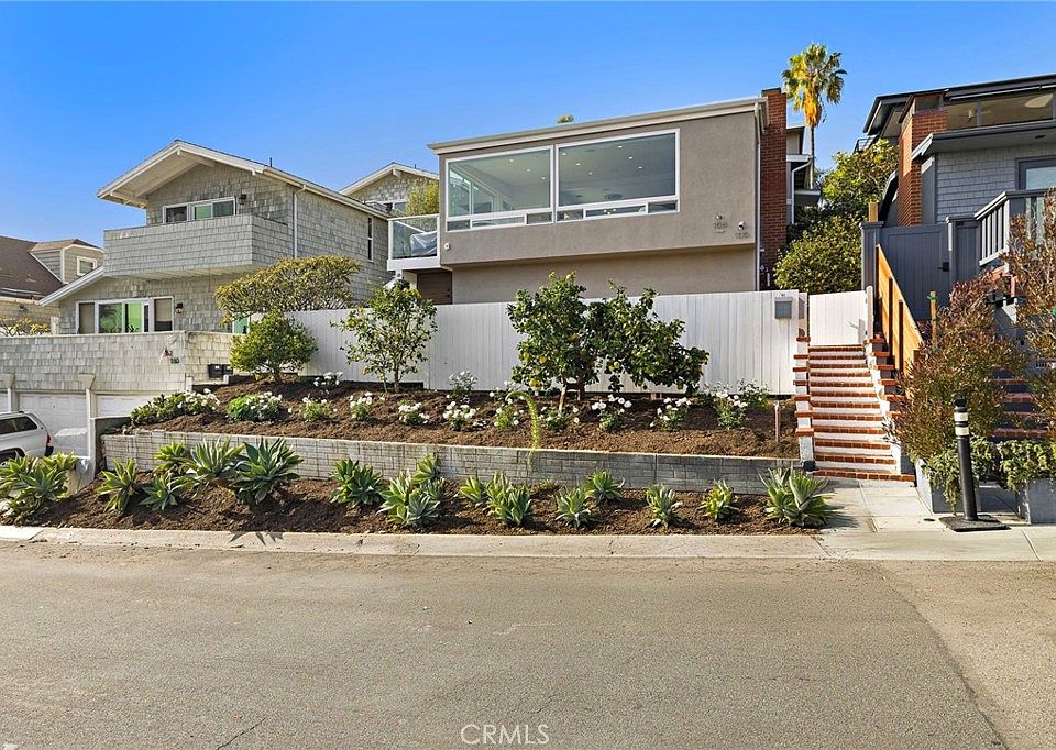 1st image of 166 Fairview St