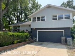 2501 W Henry Ave, Milwaukee, WI 53221