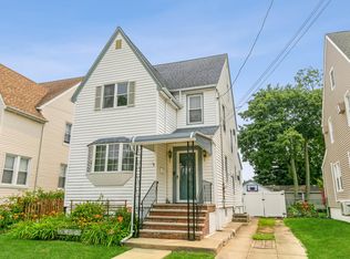 128 Dubois Ave, Valley Stream, NY 11581