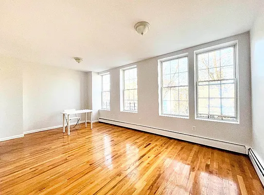 Rented by Voro New York | media 2