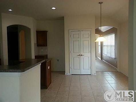 4th image of 5444 Brazoria Dr