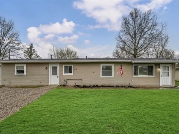 12114 National Dr, Grafton, OH 44044