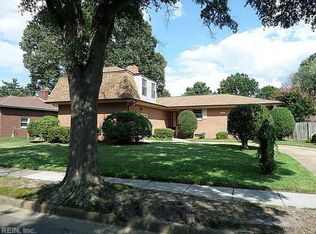 2407 Blueberry Rd, Norfolk, VA 23518