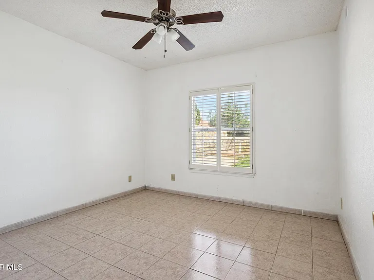 11648 Lake Erie Dr — Photo 13