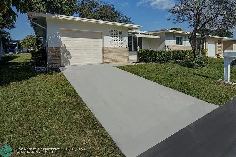 1 bed, 1800 sqft, $995 — Photo 1