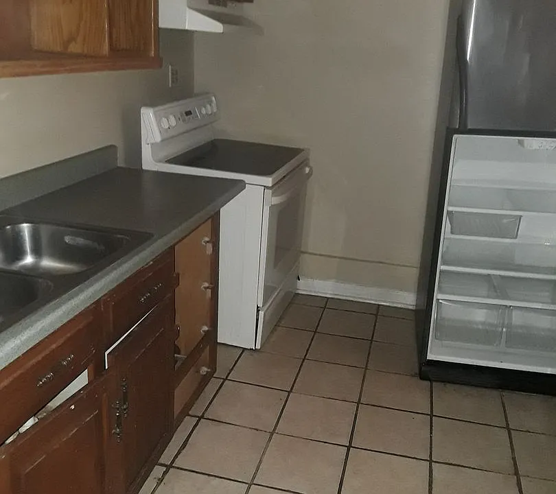 3600 Saint John Ave