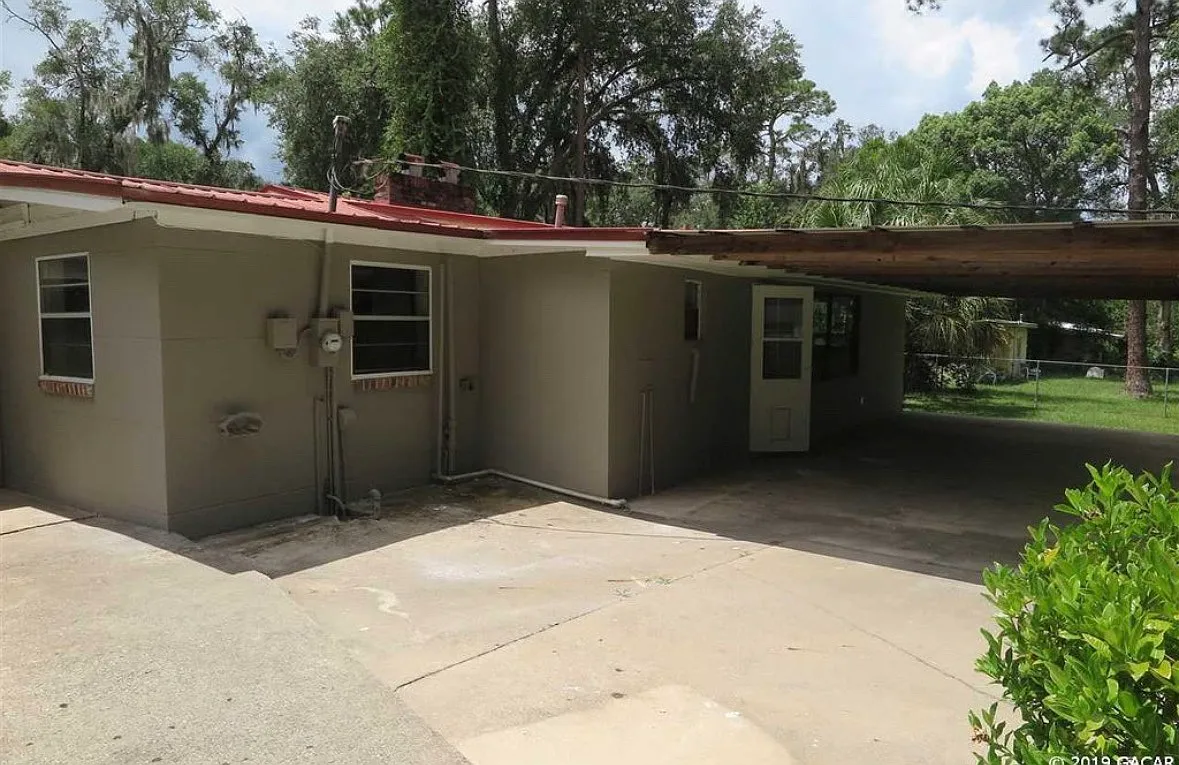 4 bed, 2412 sqft, $2,000 — Photo 4
