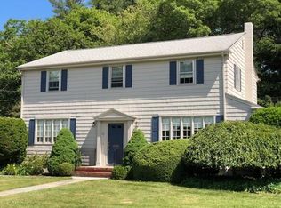 27 Ricketson St, Dartmouth, MA 02747