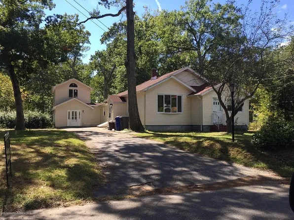 17 Swain Ave, Toms River, NJ 08755