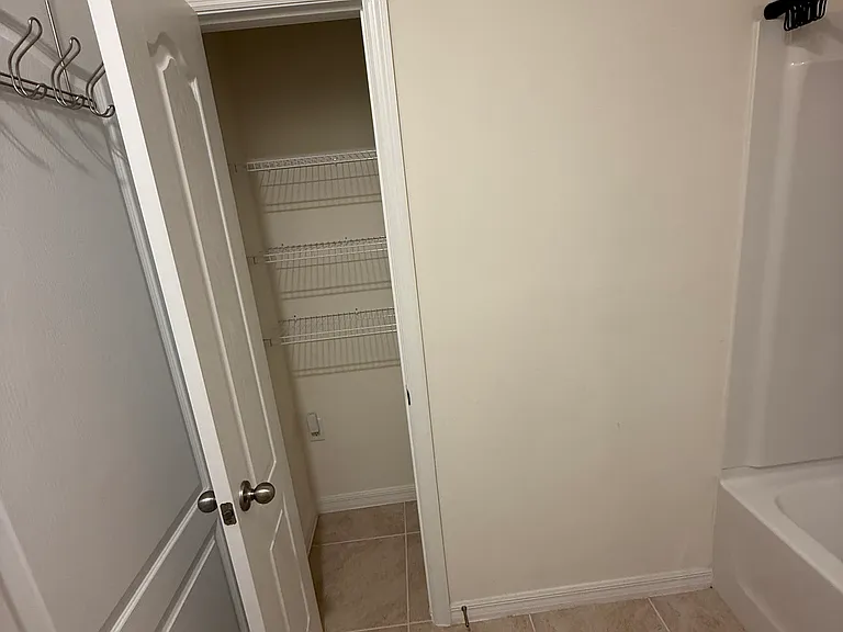 3803 Resting Robin Ave — Photo 10