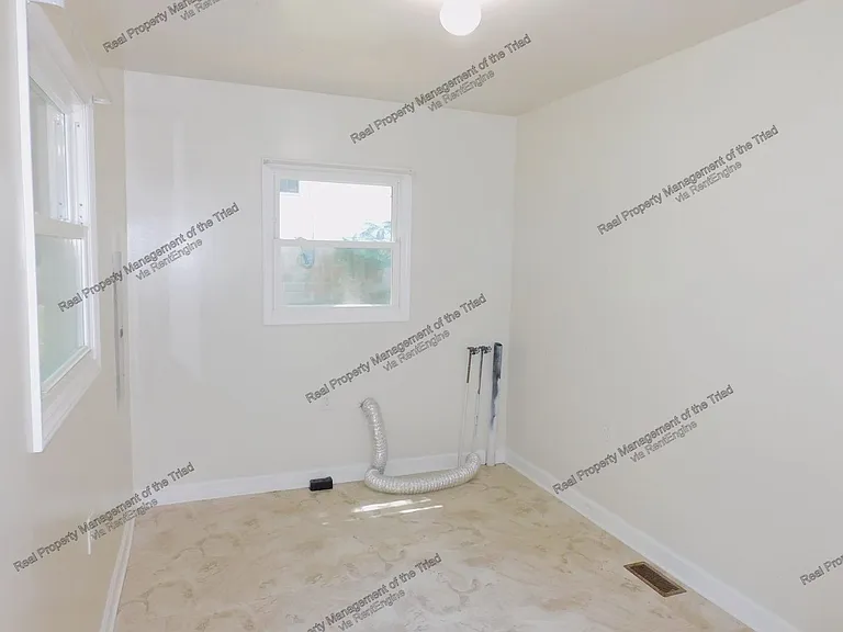 2807 Konnoak Dr — Photo 14