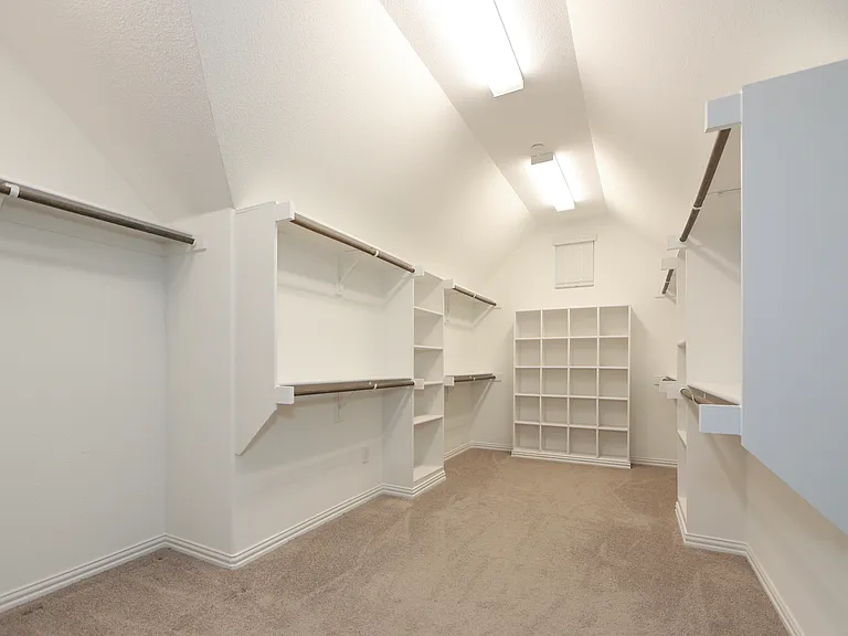 124 Canonbury Dr — Photo 22
