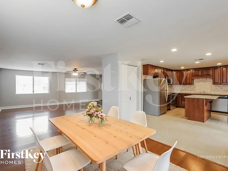 3827 E Friess Dr — Photo 8