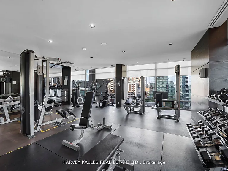 18 Yorkville Ave #1606 — Photo 27
