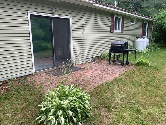 4th image of 145 Lakeview Lane
