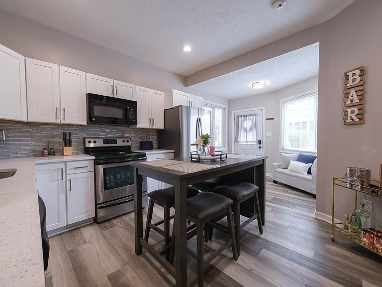 82 Dilworth St — Photo 4