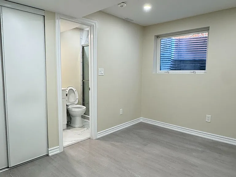 35 Joycedale St #BASEMENT — Photo 5