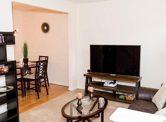 4th image of 1105 Grand Brook Dr #27