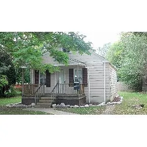 1148 E Bernhard Ave photo 1