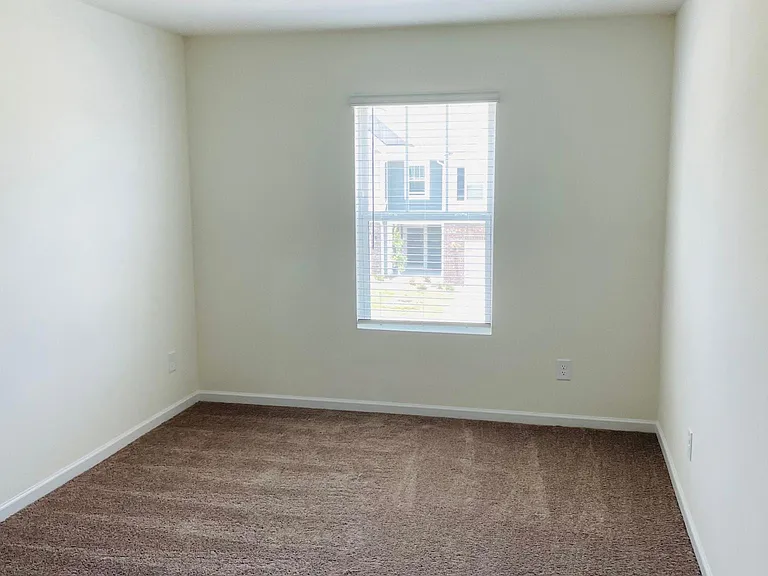 3638 Secrest Lndg — Photo 14