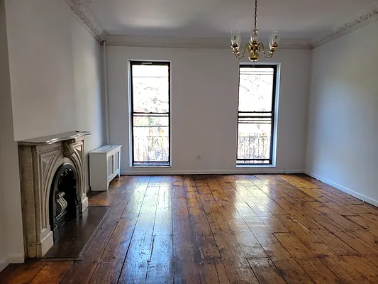 Rented by Realty Collective | media 2