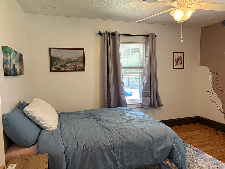 510 Glenville Ave — Photo 6
