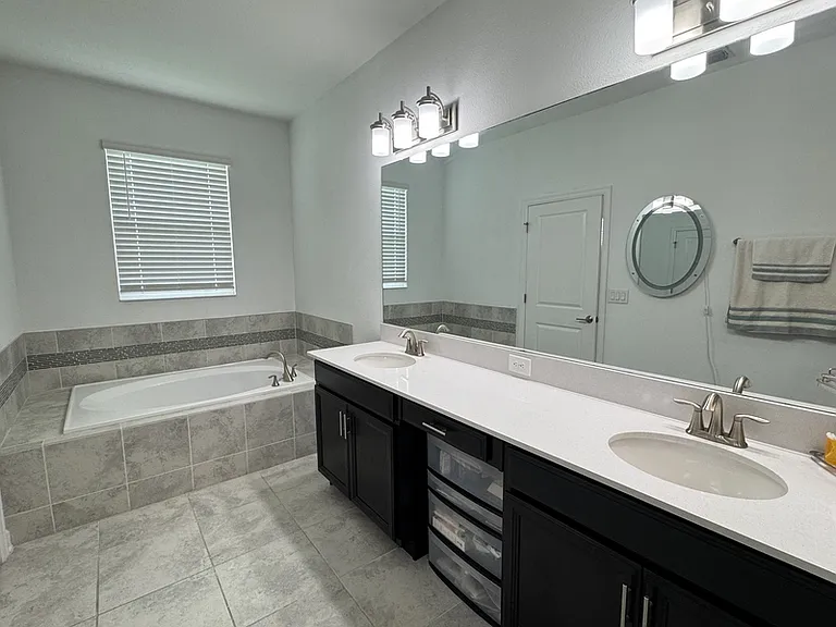 12050 Grammar Ln — Photo 29