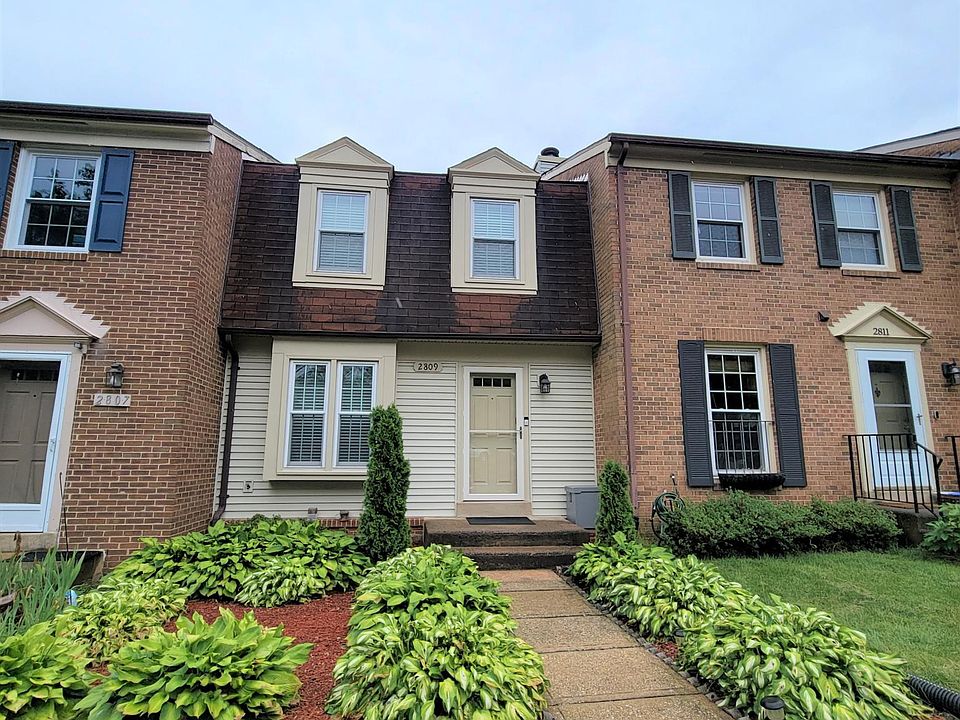 1st image of 2809 Grovemore Ln