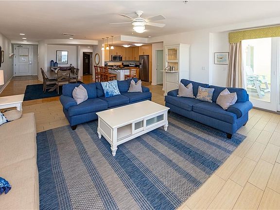 5th image of 3738 Sandpiper Rd #B106