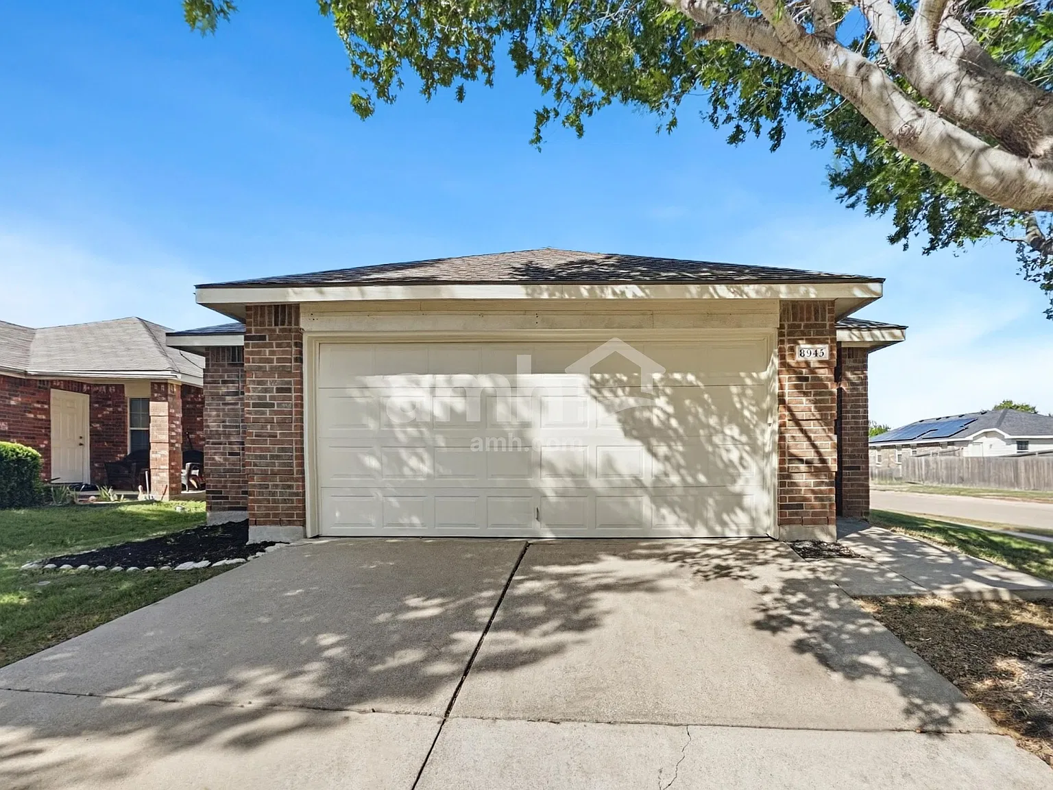 4 bed, 2.0 bath, 1547 sqft, $2,100 — Photo 1