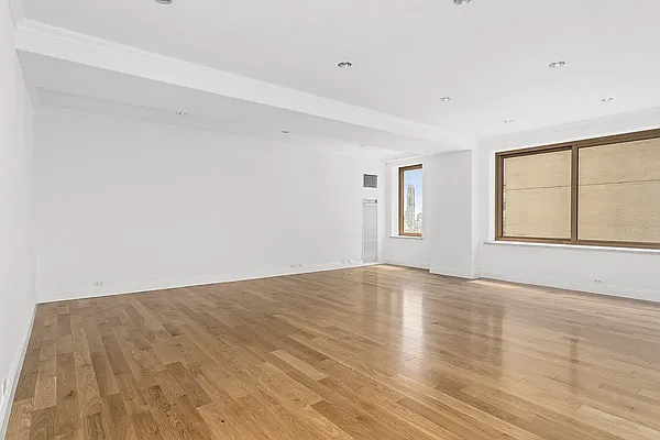 Rented by Douglas Elliman | media 8