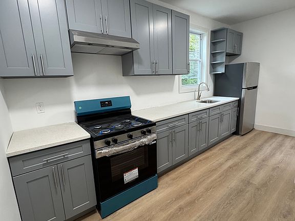 2nd image of 1910 Muliner Ave Floor 2