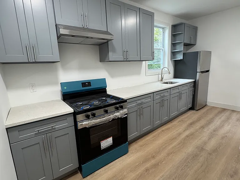 1910 Muliner Ave #2 — Photo 2