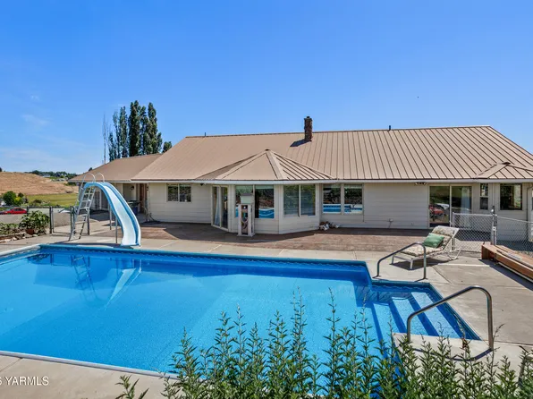93 Camfield Rd, Yakima, WA 98908