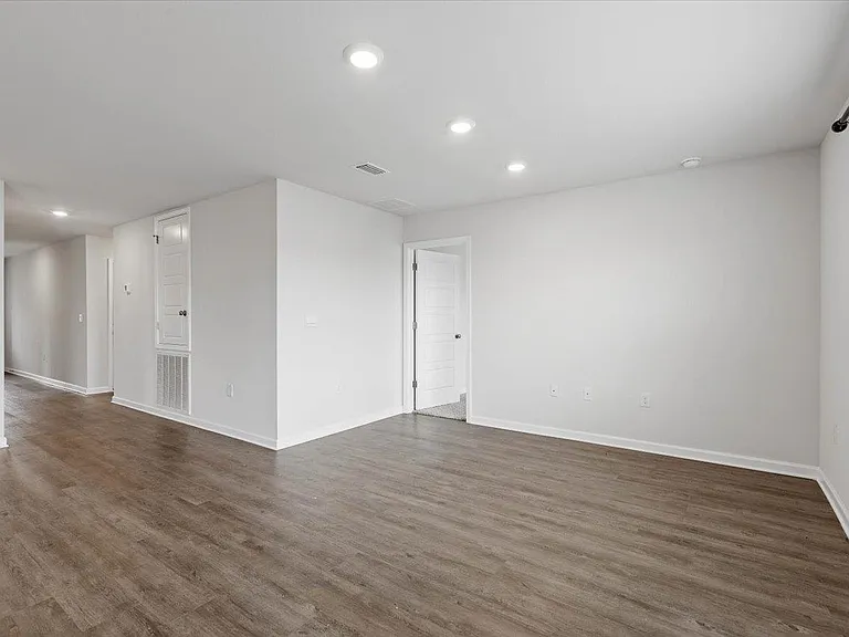 Rivers Landing Dr — Photo 23