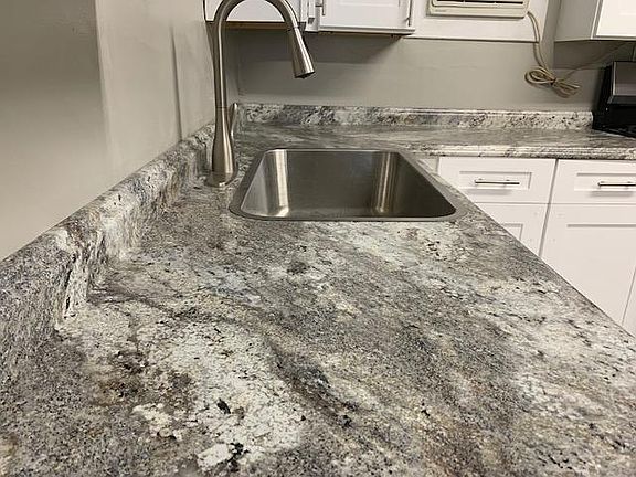 3rd image of 8135 Macomb St #8135
