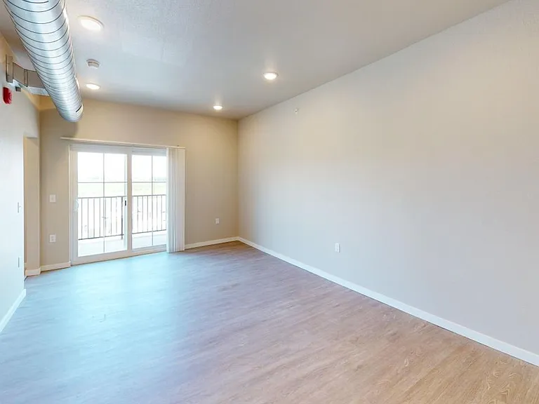 Farmstead Apartments — Photo 32