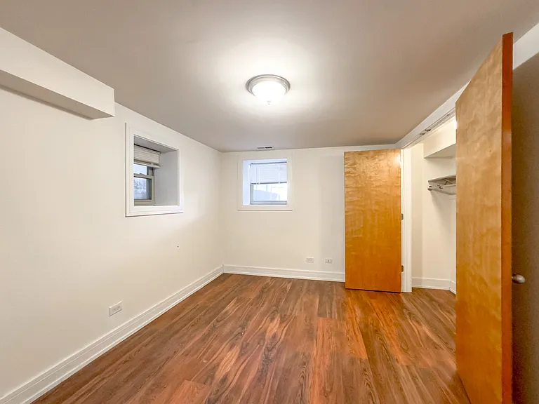 2835 N Damen Ave #R2 — Photo 16