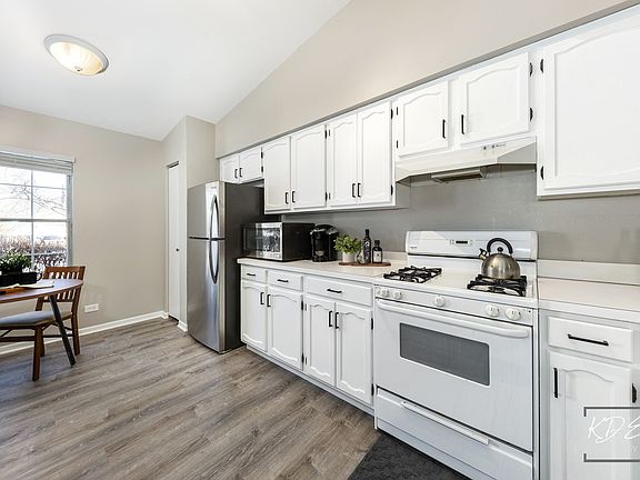 4th image of 1896 Appaloosa Dr