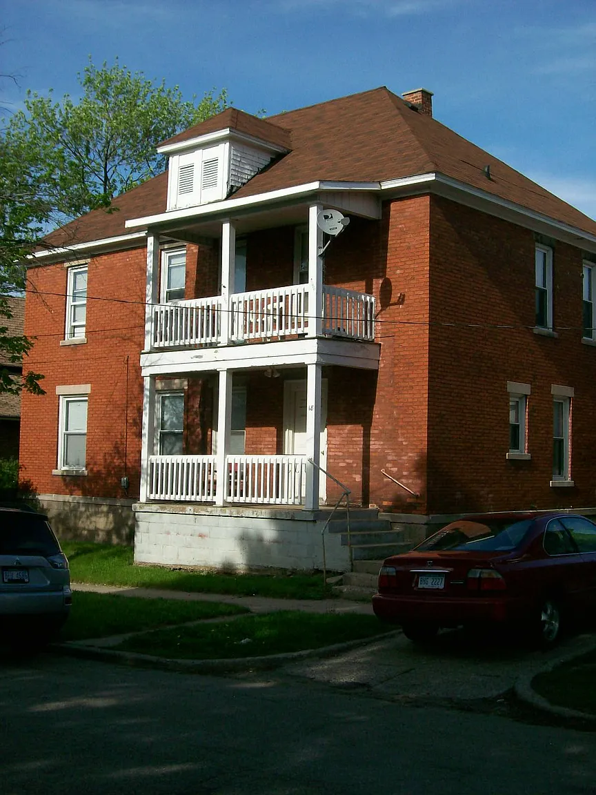 18 Indiana Ave SW photo 1
